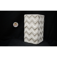 04162 - Vase Chevron